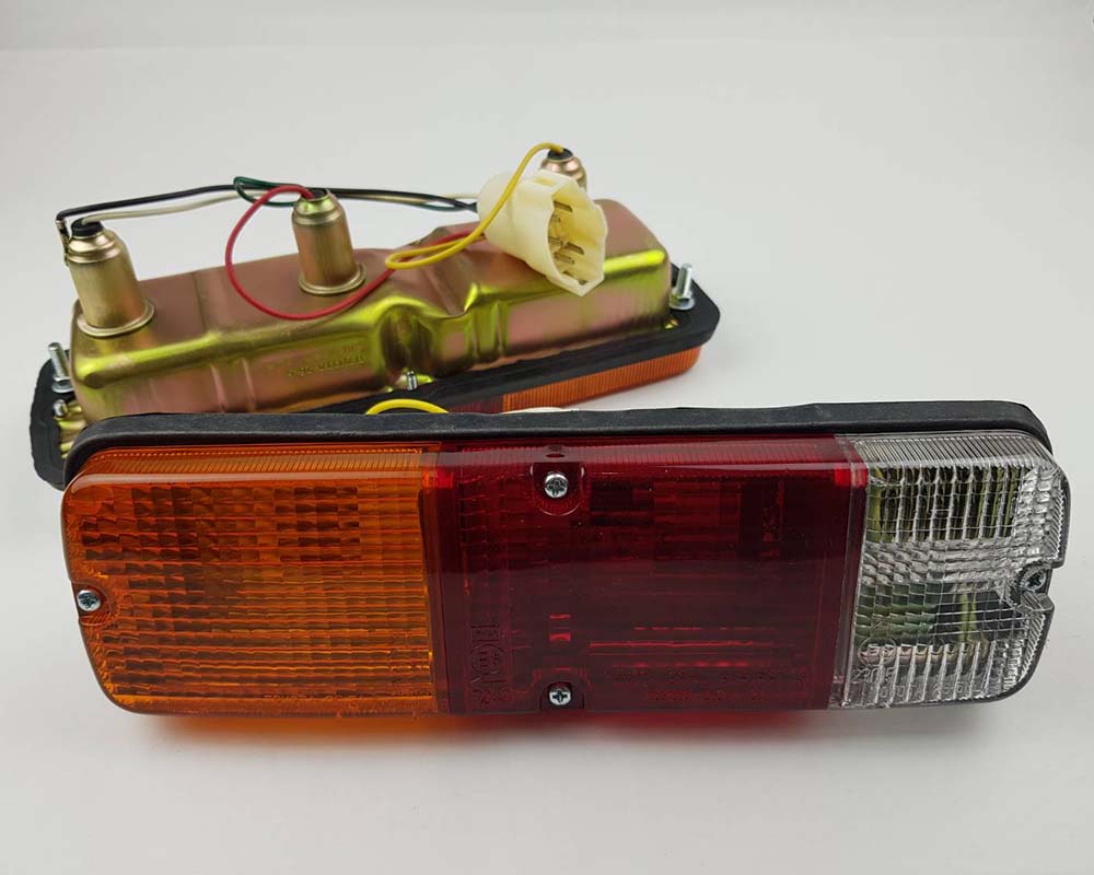Rear Combination Light - FJ45 - LH-RH for 1979–1984 Toyota Land Cruiser 40 Series – OEM 81560-60192 / 81550-60272