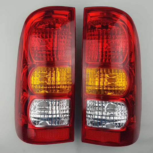 Front bumper turn signal light pair LH RH for 1979–1981 Toyota Hilux RN30 / RN40 Pickup OEM 81520-39315 81510-39315