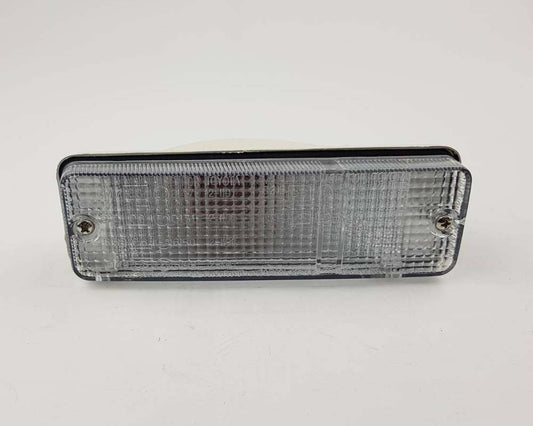 Front Bumper Turn Signal Light Left Hand (LH) for 1979–1981 Toyota Hilux RN30 / RN40 Pickup OEM 81520-39315