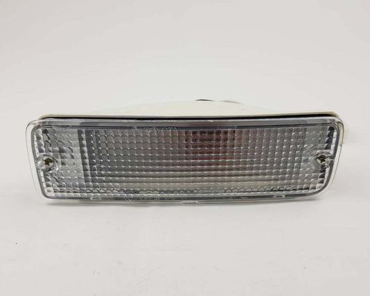 Front Bumper Turn Signal Light Left Hand (LH) for 1979–1981 Toyota Hilux RN30 / RN40 Pickup OEM 81520-39315