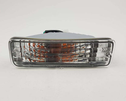 Front Bumper Turn Signal Light Left Hand (LH) for 1979–1981 Toyota Hilux RN30 / RN40 Pickup OEM 81520-39315