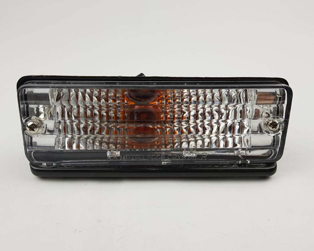 Front Bumper Turn Signal Light Left Hand (LH) for 1979–1981 Toyota Hilux RN30 / RN40 Pickup OEM 81520-39315