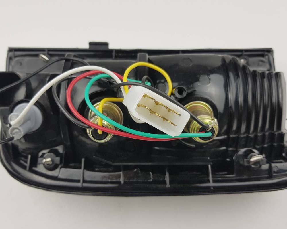 Rear Combination Light - LN166 D4D - Clear Lens - RH for Toyota Hilux – OEM 81550-04080