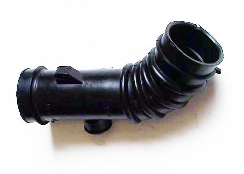 Toyota Corolla air cleaner intake hose, reference 17881-15190